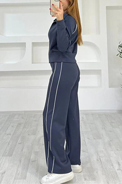 CyRo Women's Zippered Relaxed Fit Piped Tracksuit Set