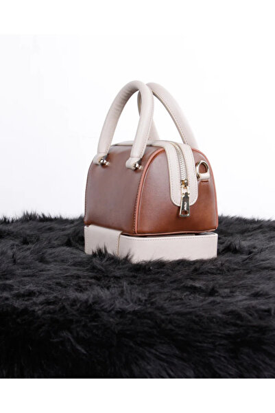 Tuğba Women's Makeup Mirror Detailed Hand and Shoulder Bag with Adjustable Strap T4780