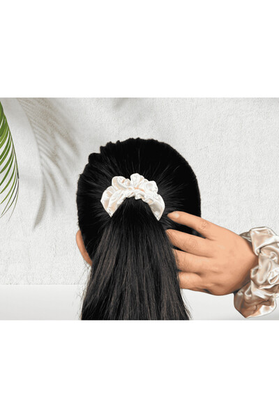 MATASIA Mulberry 22 Momme Silk Hair Tie – Ivory, Size M | MATASIA®