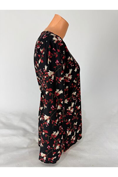 YAŞAR TRİKO Women's Black Floral Patterned U-Neck Long Sleeve Side Slit Suede Mother Combed Cotton T-Shirt