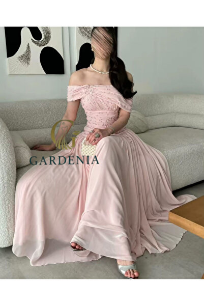 GARDENİA فستان سهرة مزين باللؤلؤ