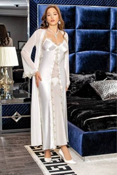 zahyat Long white satin embroidered lingerie set