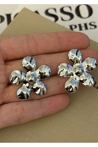 MioArt Women's Flower Design Earrings