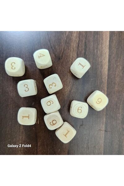 Generic Wooden Dice Pack of 10 - Classic Board Game Dice (Wood)