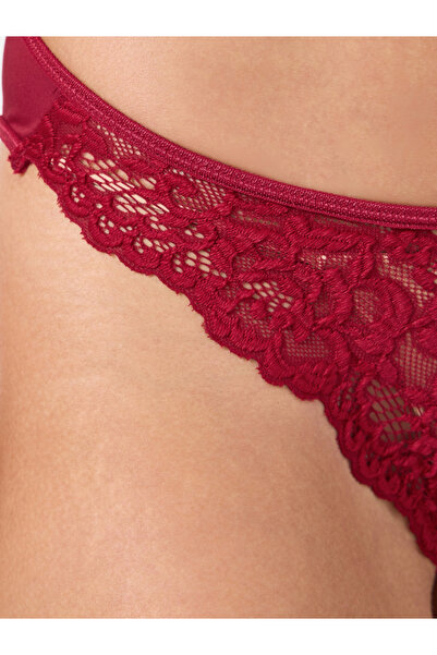 Take Two By Styli Solid Lace Patchwork Bow Detail Wired Bra and Thong Set