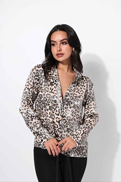 Chef d'atelier Women's Leopard Patterned Satin Shirt