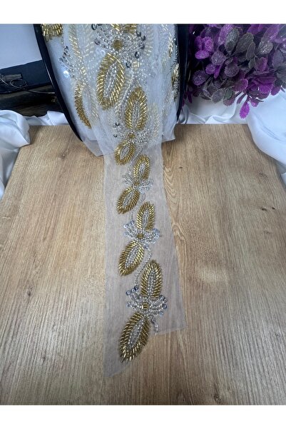 jasmina store tül şerit üstüne desenli boncuk işleme