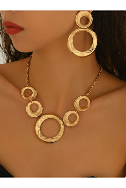 Take Two By Styli طقم قلادة وأقراط دائرية هندسية ذهبية