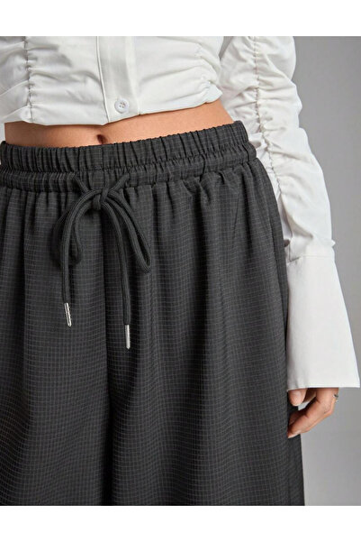 Sheya Shein pants, black