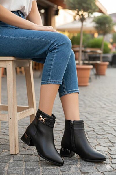 fort 573106 Buckle Detailed Pointed Toe 3 cm Thick Heel Zippered Women's Boots