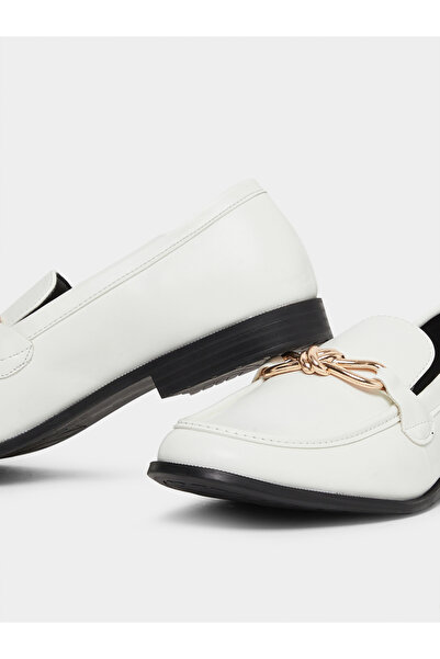 Styli White Chain Detail Loafers