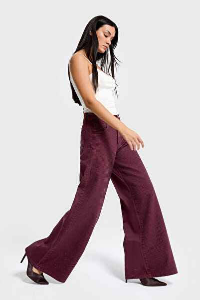 it's basic Women's Burgundy Color T-6W5-122 Palazzo Fit Shiny Stone Special Design Denim Jean