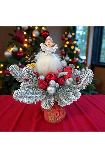 Amintiria Aranjament de Crăciun cu brad și fetiță cu ghirlandă, globuri și fi...