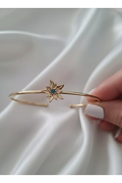 Süspüs Accessories Gold Color Adjustable Birth Month Flower Bracelet (December)