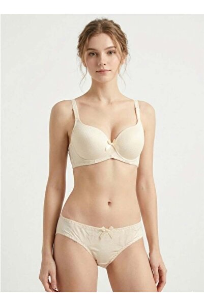 Comfort Women's Padded Lace Bra & Panty Set – Cream