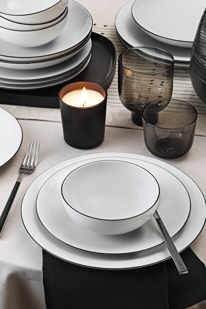 Kütahya Porselen Zeugma 24-teiliges Geschirrset für 6 Personen – Schwarz