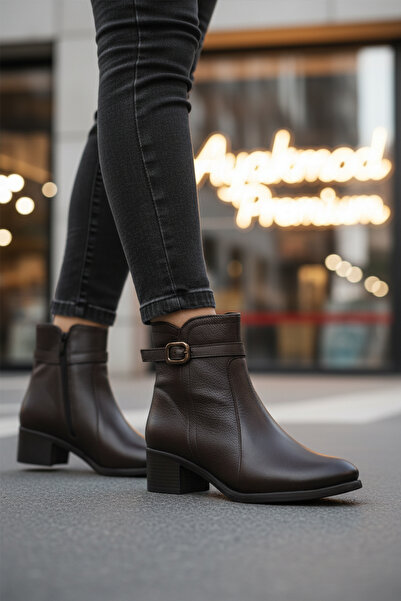 AYAKMOD Brown Genuine Leather Zippered Women's Boots with Fleece Inside 24113-1 Z