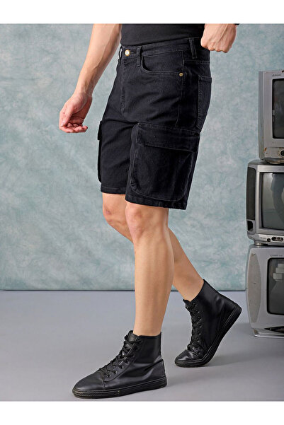 The Indian Garage Co By Styli Men Black Regular Fit Solid Shorts