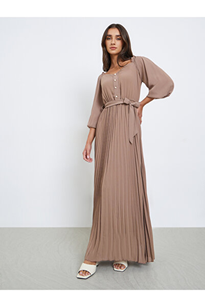 Styli Beige Solid Pleated Buttoned Maxi Dress