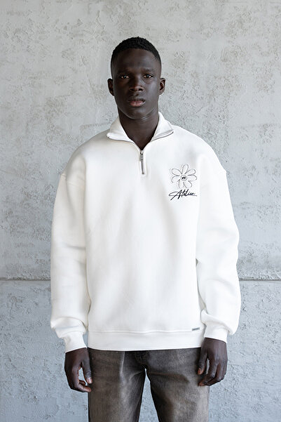 Machinist Hanorac pentru bărbați cu broderie florală cu gât înalt tricou Ecru