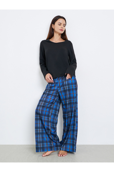 Styli Solid Long Sleeve T-Shirt and Checked Pyjama Set