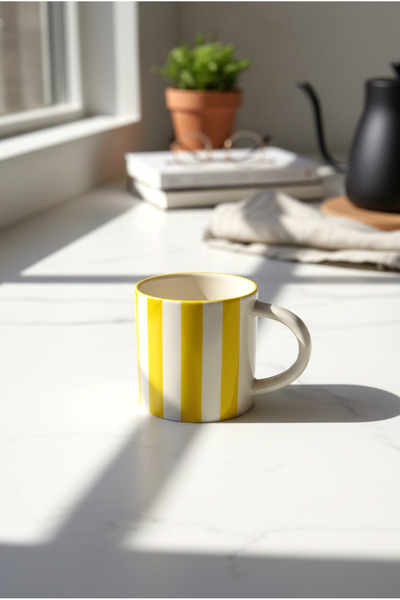 FH finehome كوب إيلي مخطط بمقبض أصفر