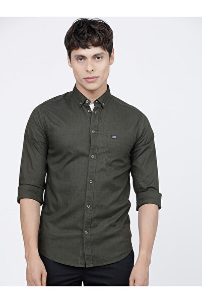 The Indian Garage Co By Styli قميص رجالي زيتوني بقصّة قصة ضيقة وأزرار للأسفل