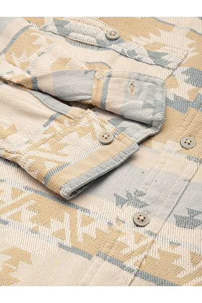 The Indian Garage Co By Styli Men Beige Patterned Textured Casual Shirt