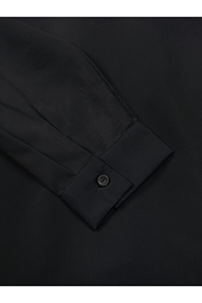 Take Two By Styli Men Solid Pocket Detail Long Sleeve Hooded Jacket