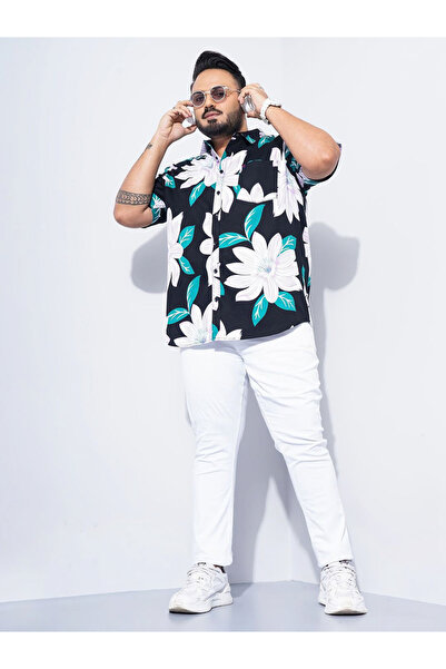 HardSoda By Styli Plus Size Floral Print Short Sleeve Shirt