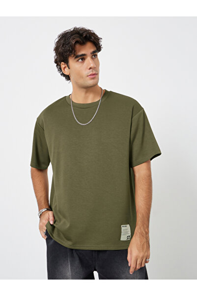 Styli Men Oversized Soft Heavy Jersey T-Shirt with Badge