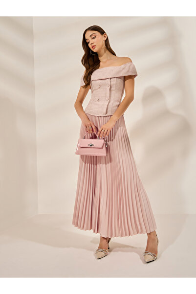 Styli Light Pink Off-Shoulder Top