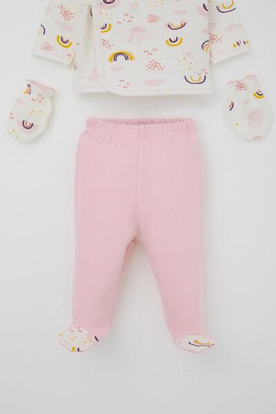 Breeze Baby Girl Hospital Release 5-Piece Set, Sky-Themed Cloud Pattern, 0-3 Months, Ecru