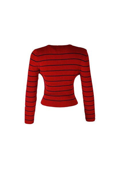 trender Γυναικείο πουλόβερ με ρίγες σε μπλε ναυτικό και κόκκινο χρώμα Gny04