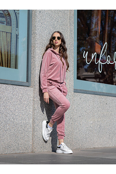 Divin store Ana powder pink velvet tracksuit