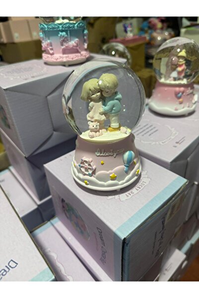 Ailenizin Oyuncakçısı SEVGİLİYE ÖZEL ORTA BOY KAR KÜRESİ IŞIKLI