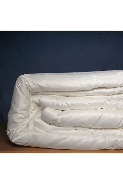 Reiashn Hotin summer double bedspread in off-white