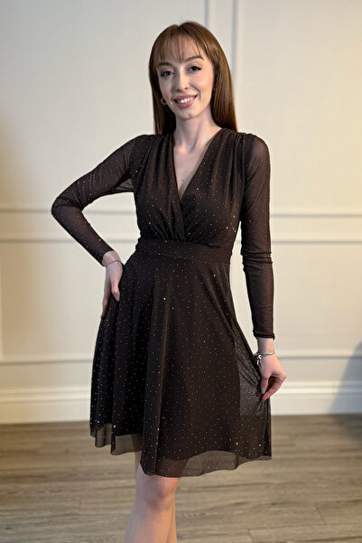 Dilay Gökoğlu Butik Kahverengi Volanlı Taş Detaylı V Yaka Tül Elbise