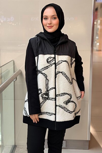 Ghisa Random Patterned Front Zipper Hooded Lamb Vest