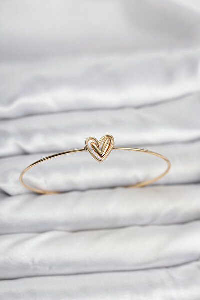 Lisinya Heart Model Gold Color Bracelet - Tygoo