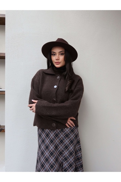 ESRAHELVACI Polo Neck Big Button Cardigan Jacket