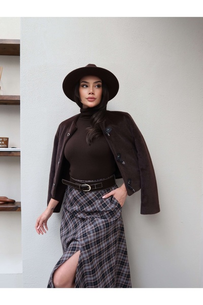 ESRAHELVACI Polo Neck Big Button Cardigan Jacket