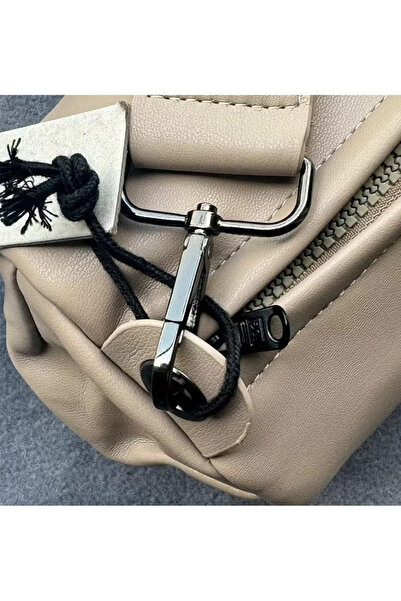 Generic Mini Barrel Travel Bag - Full PU Material, Super Soft Texture Like Lambskin, Compact and Portable