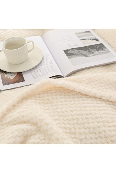 OEM Fluffy Blanket with Fur 200x230cm, Unique Pattern, Premium Material, 2 Persons, White