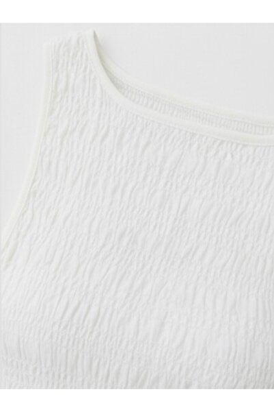 Brood A+ Quality Zero Sleeve Crew Neck Flounce Stretch Fabric Blouse-Top