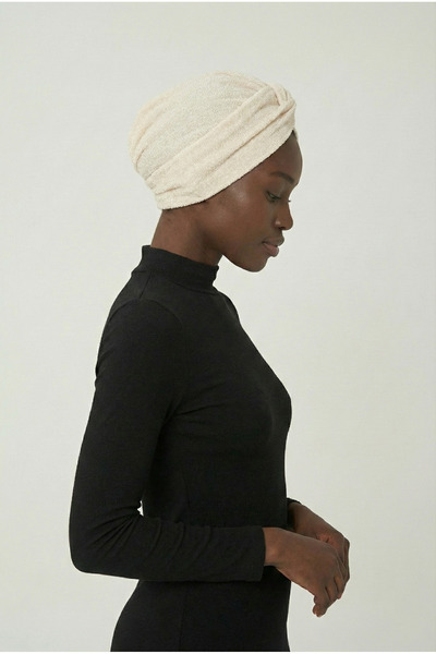 fidan bone Βραδινό φόρεμα τουρμπάν με επένδυση από γκλίτερ σε μπεζ χρώμα, έτοιμο για χρήση