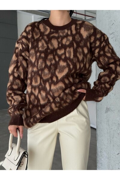 HİJABAYA Πλεκτό τουνίκ με στρογγυλή λαιμόκοψη με στάμπα λεοπάρ
