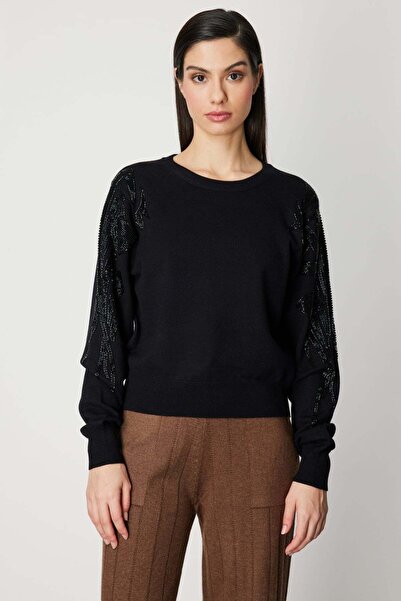 ON Knitwear Sweater with Stone Detail on the Shoulder