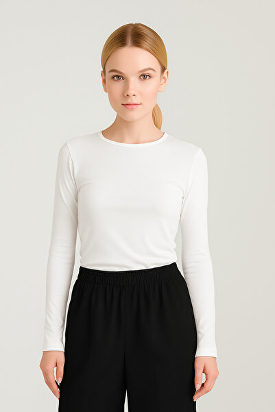 LUMİZA Soft Touch Women's White Round Neck Flexible Casual Blouse