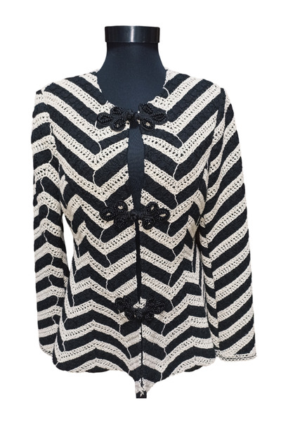 star form Etnik Desenli Çin Düğme Detaylı Ceket